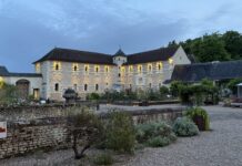 3 jours à vélo au cœur du Val de Loire: entre patrimoine et plaisir des sens, de Fontevraud au Rivau
