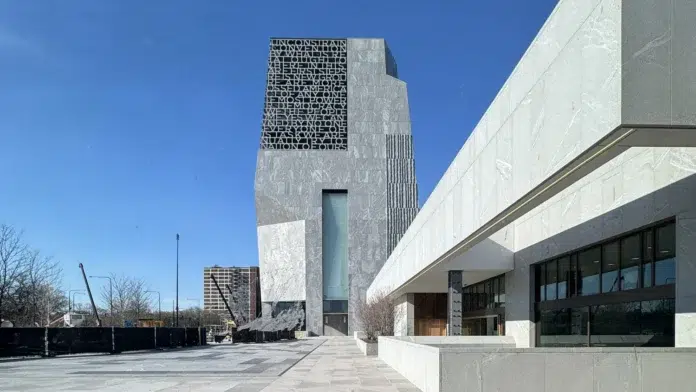 obama_presidential_center_chicago_jules_julien Le Barack Obama Presidential Center à Chicago abrite la bibliothèque présidentielle de l'ancien président des États-Unis. Barack Obama, ainsi qu'un musée d'art contemporain.