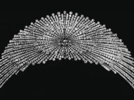 Diadème exceptionnel de la princesse Youssoupov démantelé par les bolchéviques au lendemain de la Révolution russe, signé Chaumet.