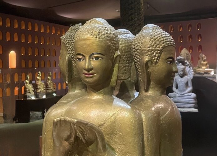 Angkor National Museum - La Galerie des 1000 Bouddhas - Photo Andreas Skugge