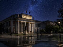 Musée du Prado à Madrid sous un ciel étoilé - IA